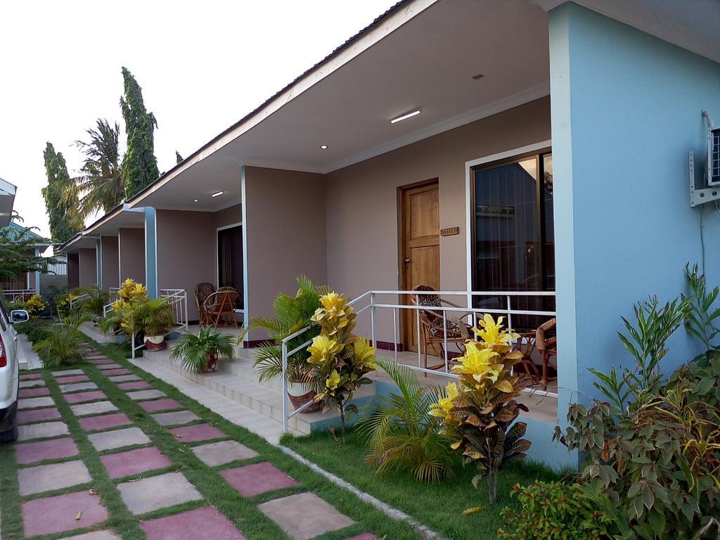 Mara Courtyard Lodge Dar es Salaam Ngoại thất bức ảnh