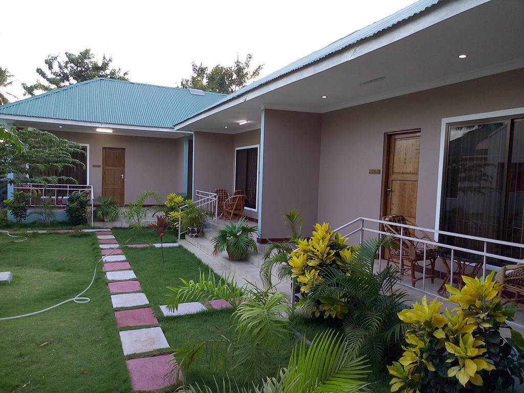 Mara Courtyard Lodge Dar es Salaam Ngoại thất bức ảnh