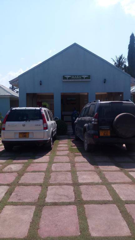 Mara Courtyard Lodge Dar es Salaam Ngoại thất bức ảnh